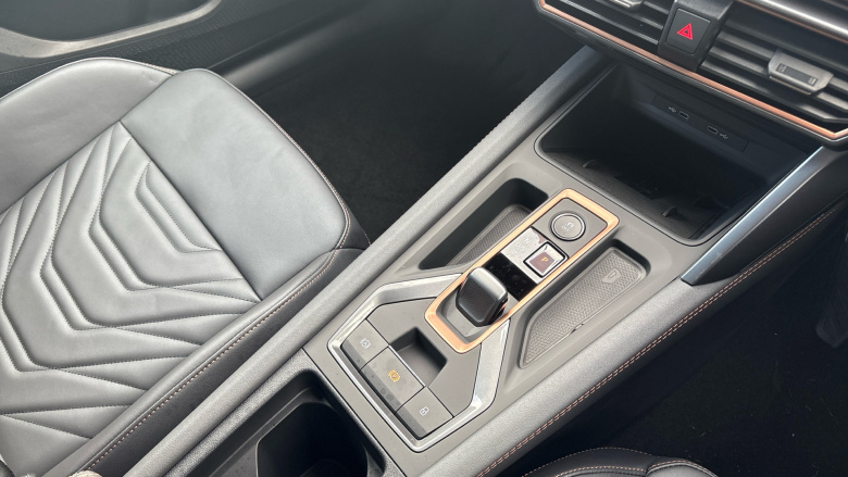 CUPRA Leon 1.5 eHybrid 204 Shadow Edition 5dr DSG Estate